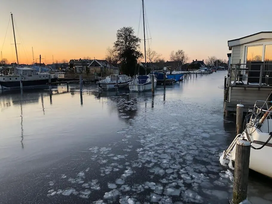 Villa Waterwolf Aalsmeer