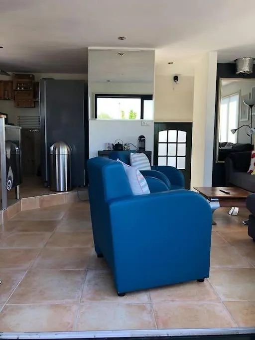 Villa Waterwolf Aalsmeer 0*,  Netherlands